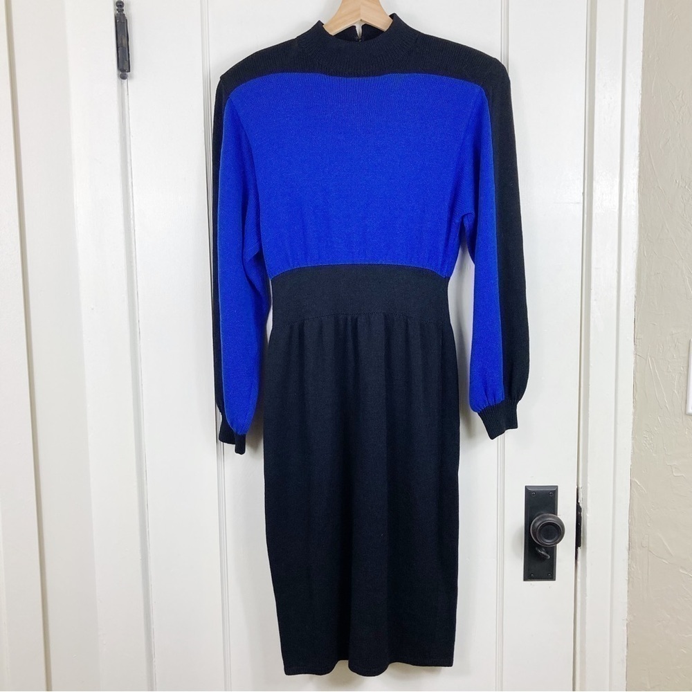 Vintage St. John Knit Balloon Sleeve Dress - Picture 7 of 7